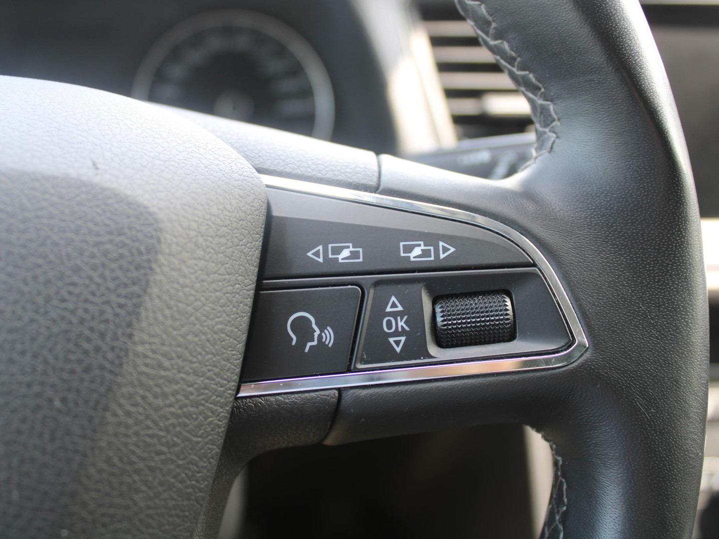 SEAT SEAT