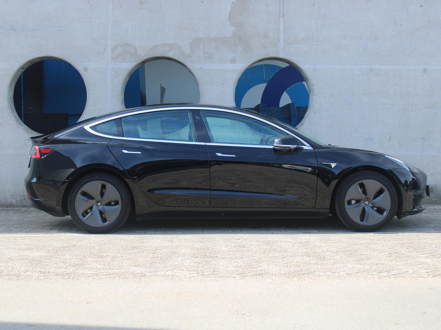 Tesla