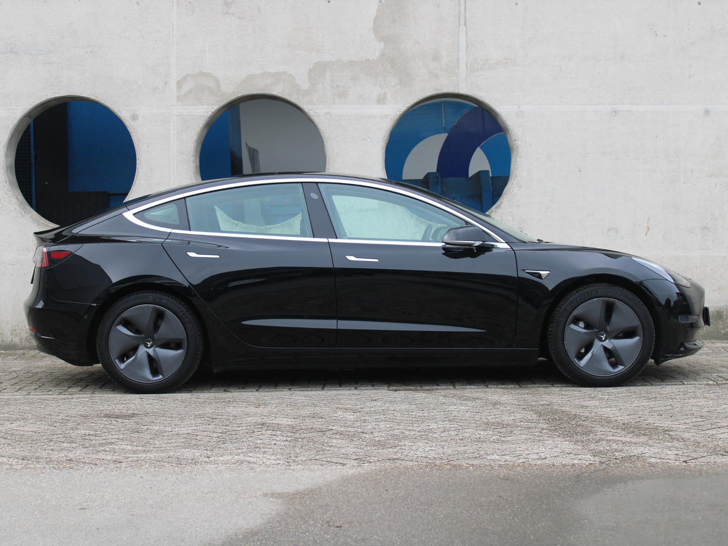 Tesla