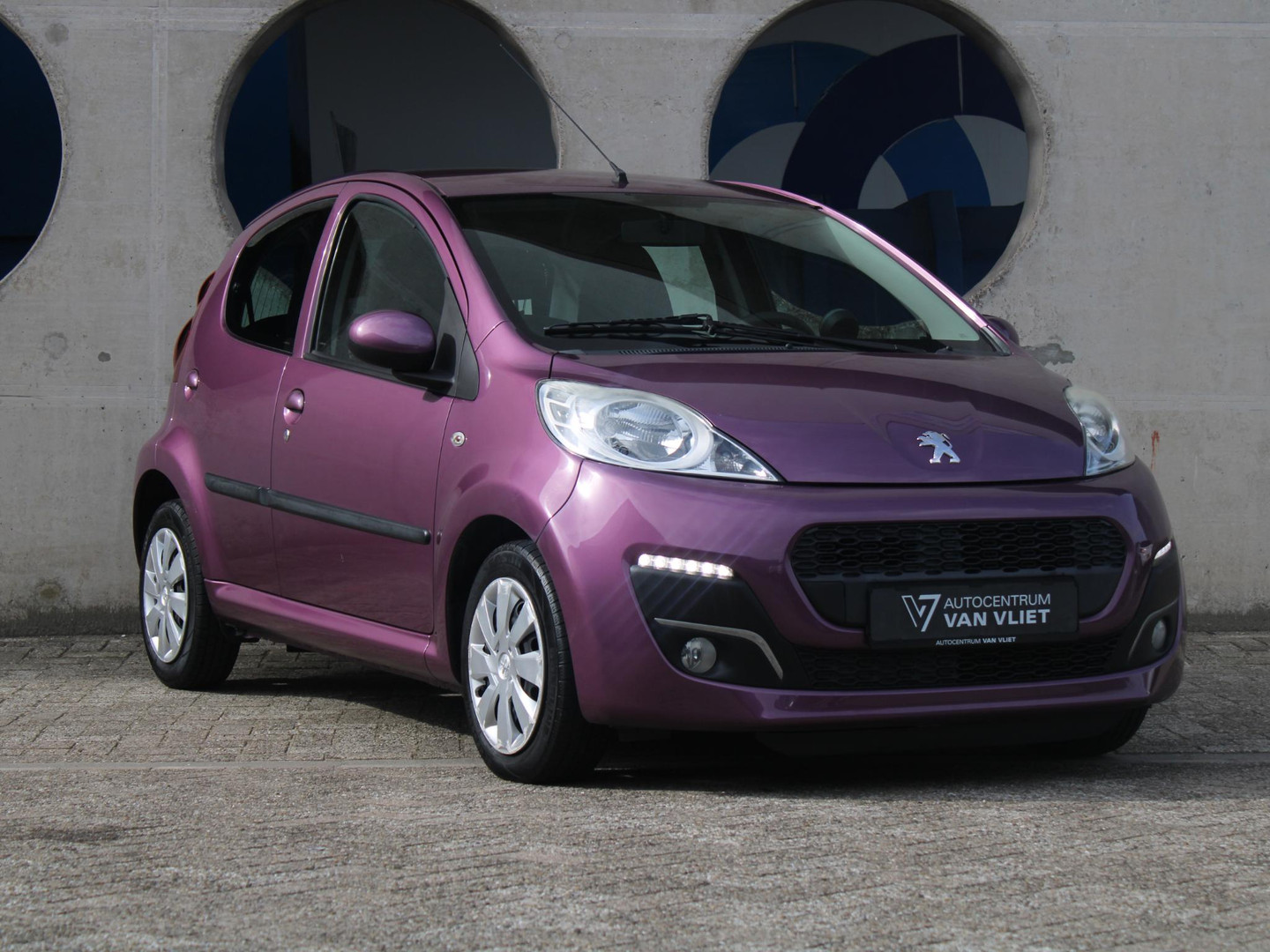 Peugeot Peugeot