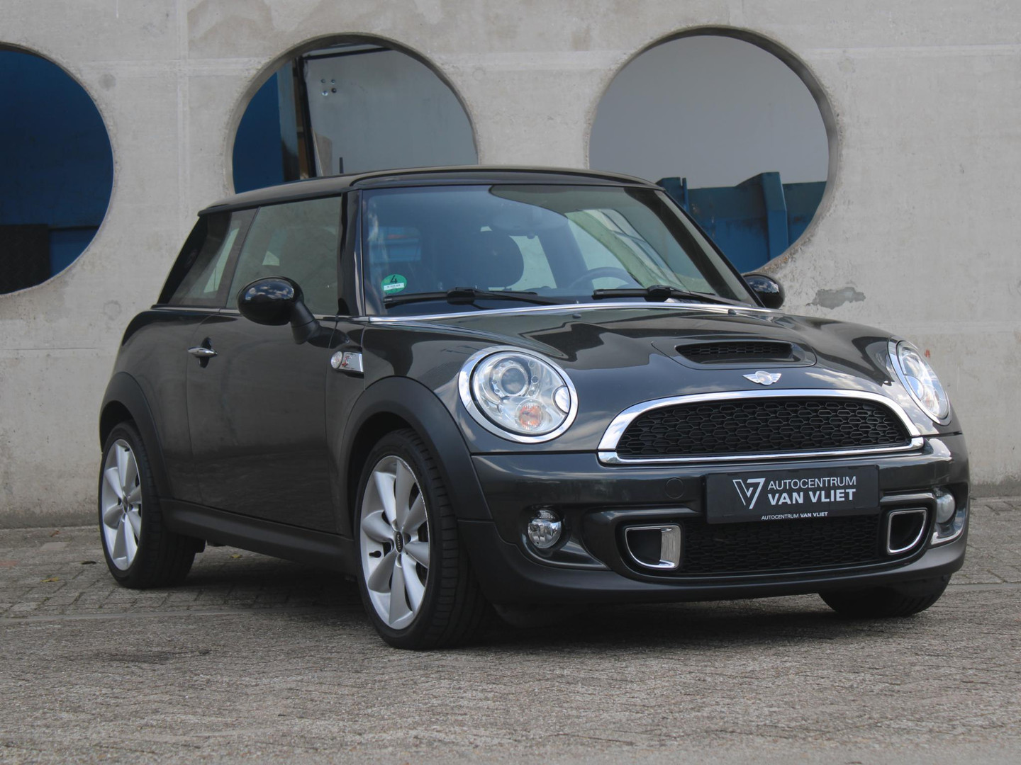 MINI