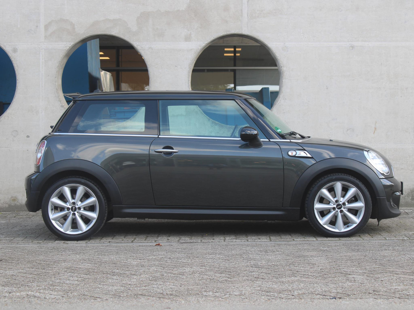 MINI