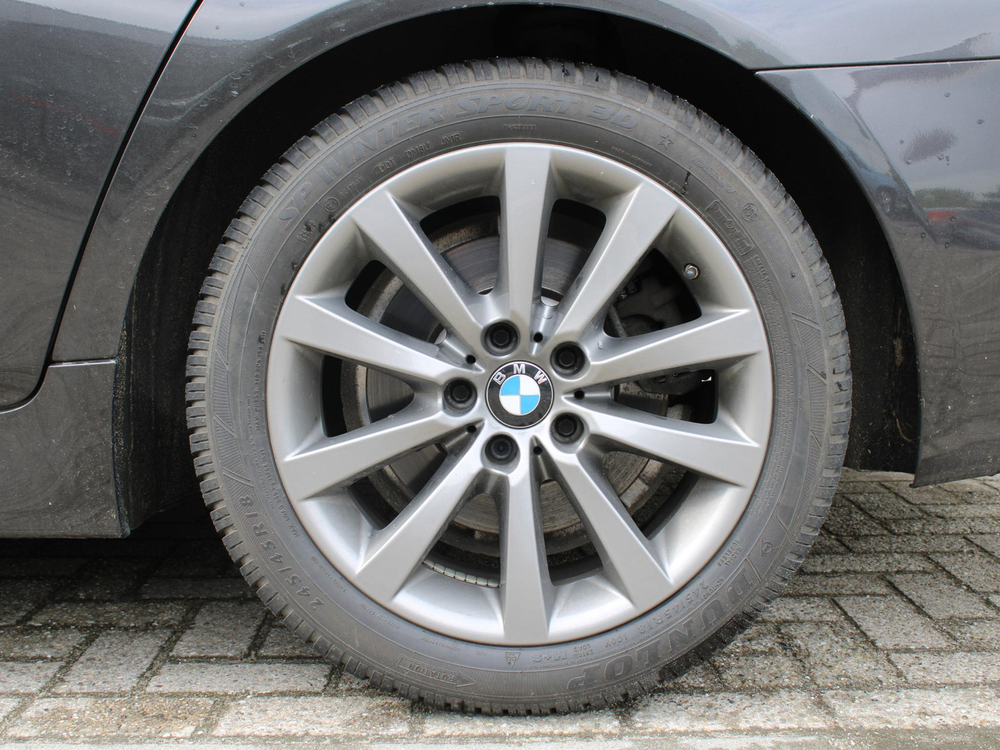 BMW BMW