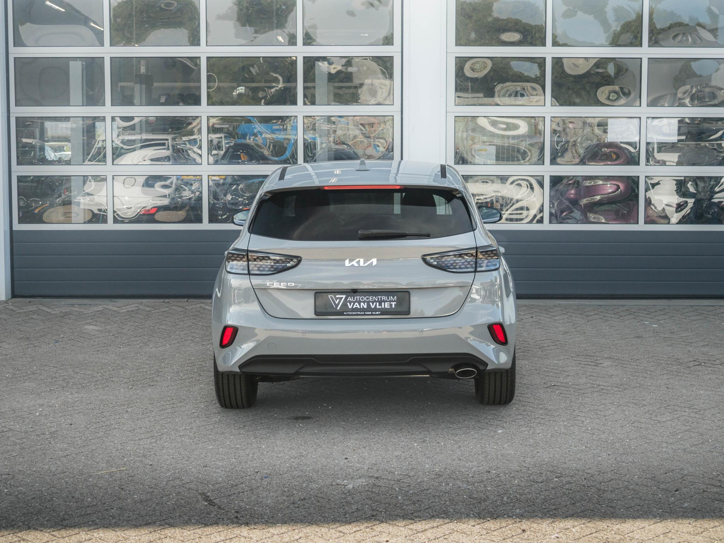 Kia Kia