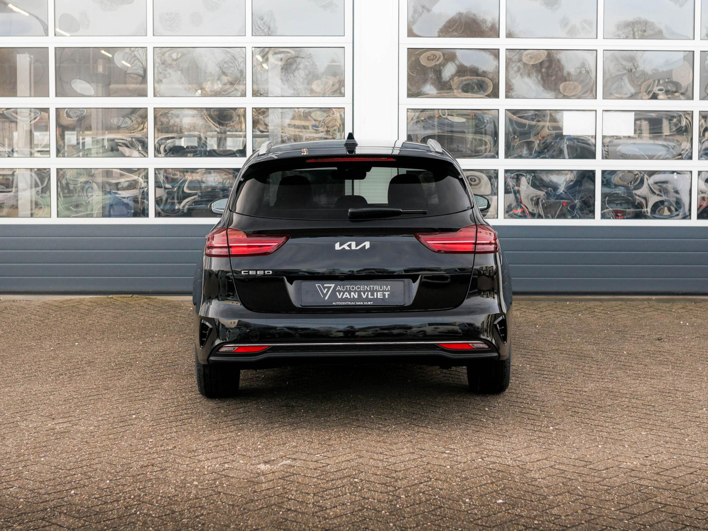 Kia Kia