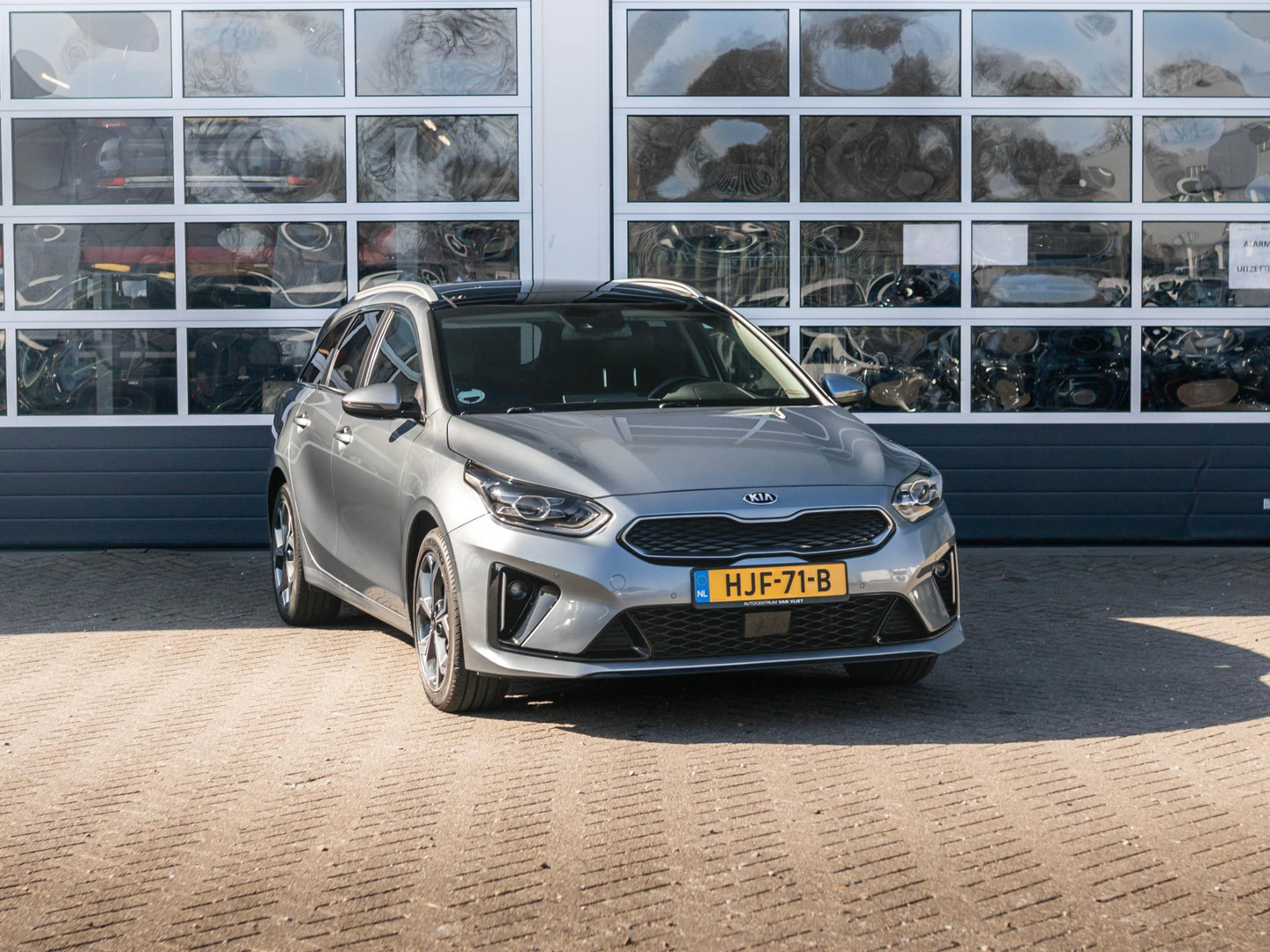 Kia Kia