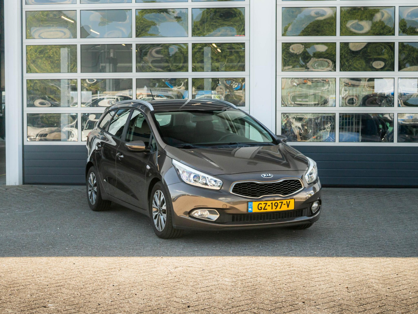 Kia