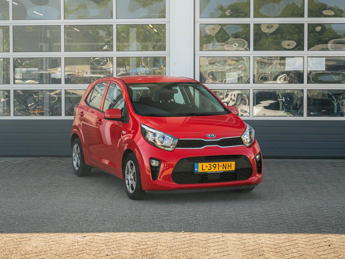 Kia