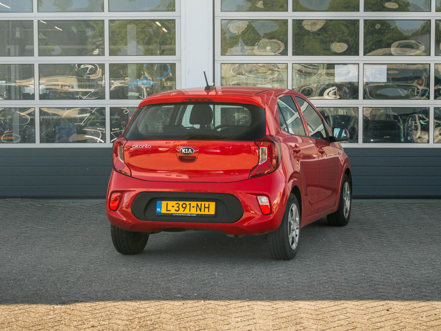 Kia