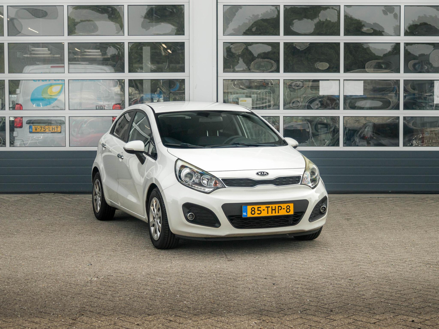 Kia Kia