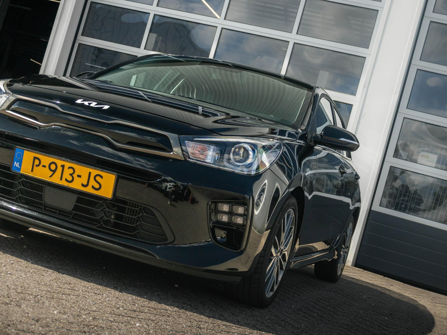 Kia