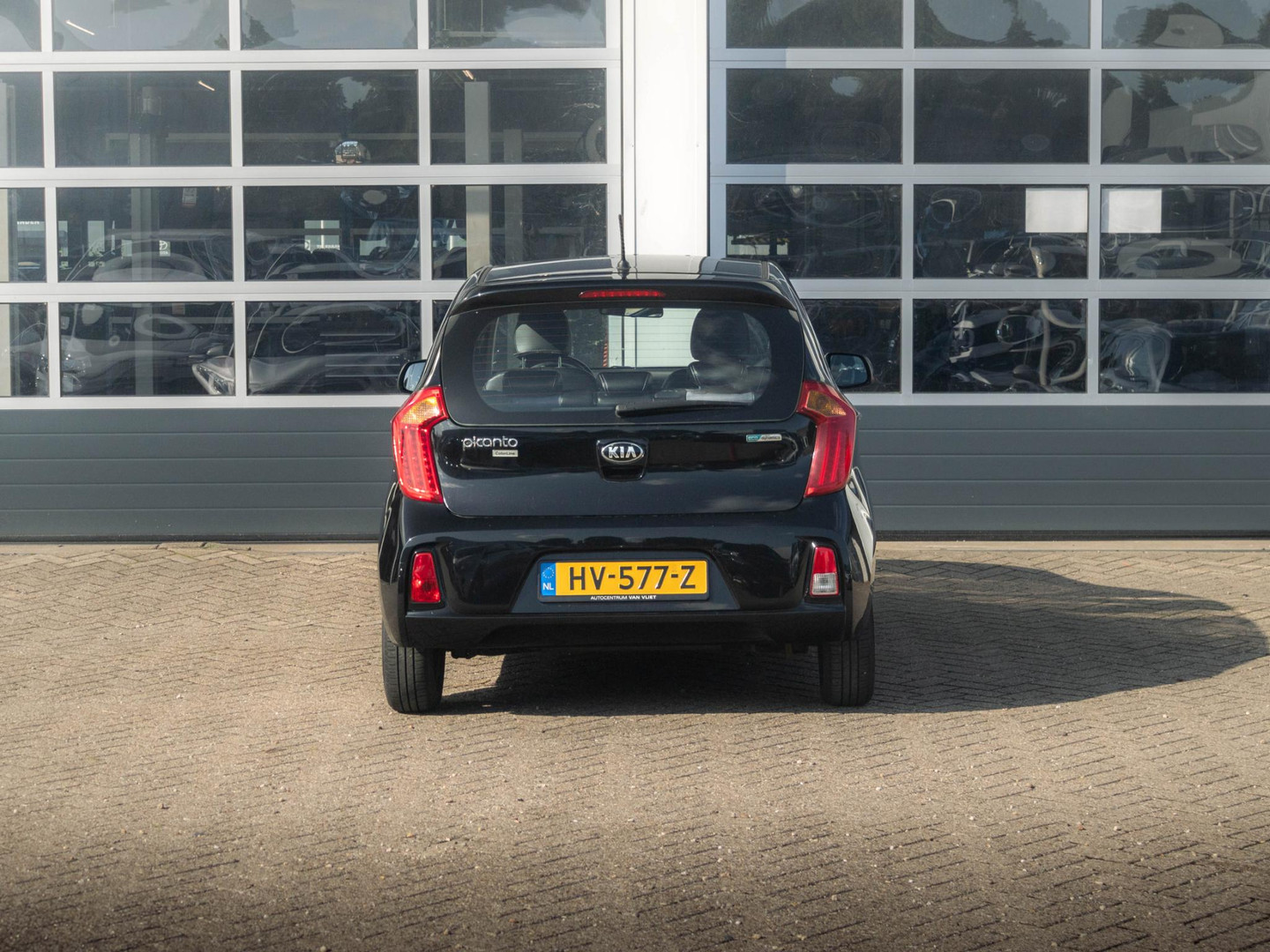 Kia