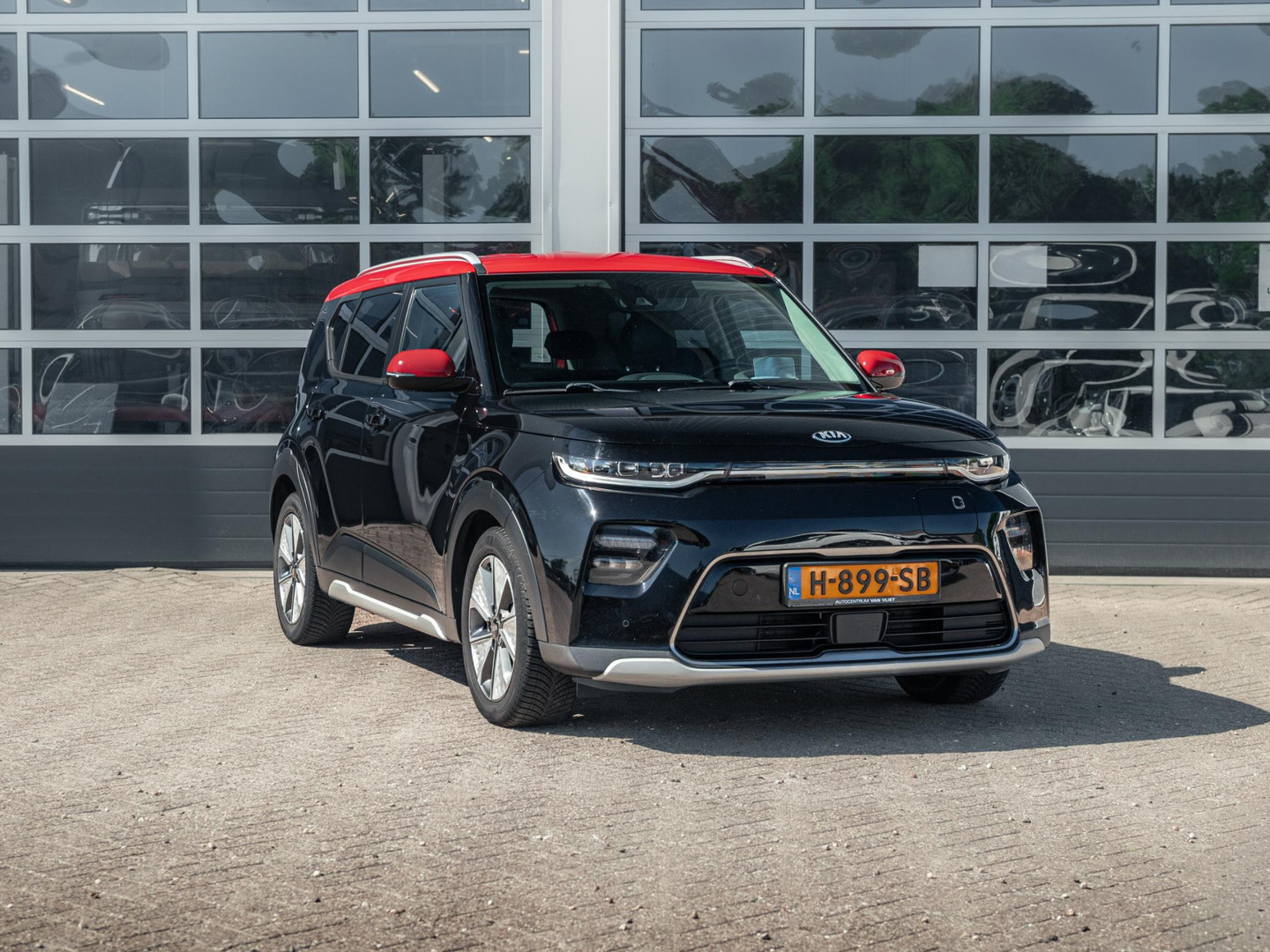 Kia