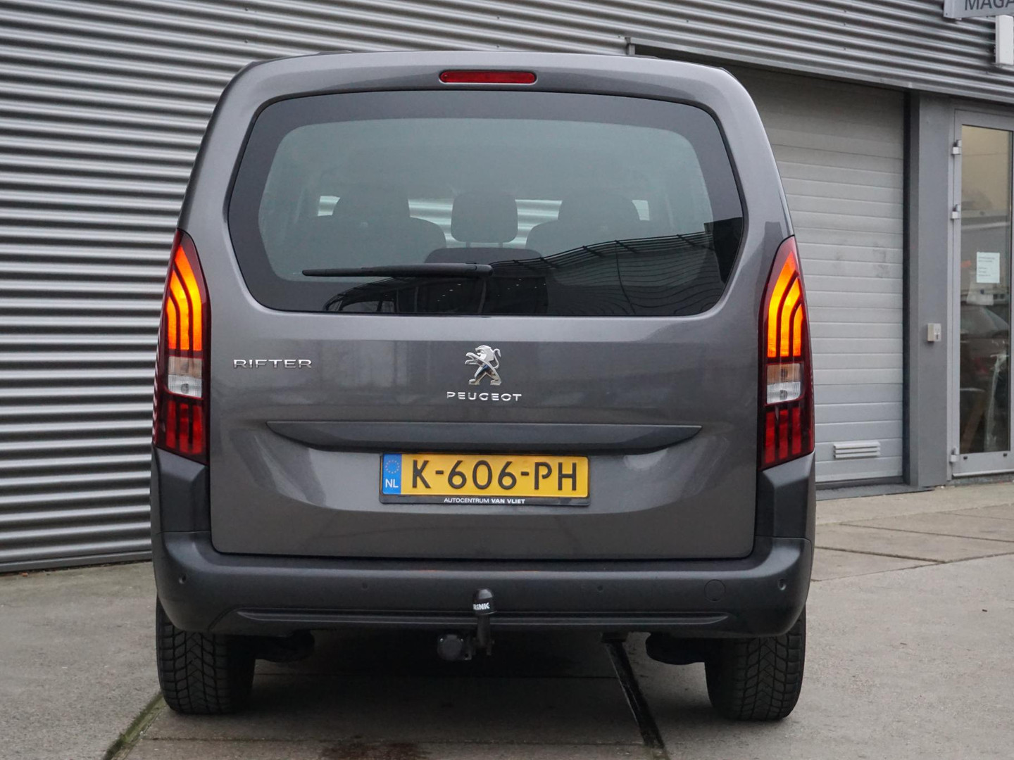 Peugeot Peugeot
