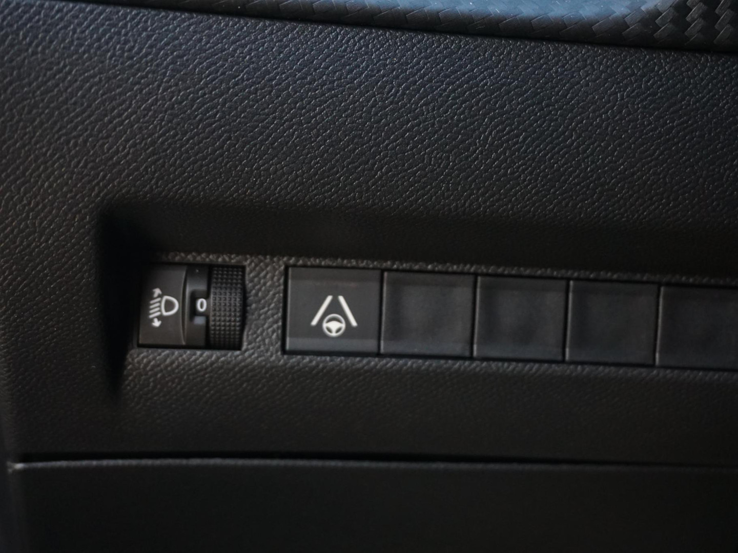 Peugeot Peugeot