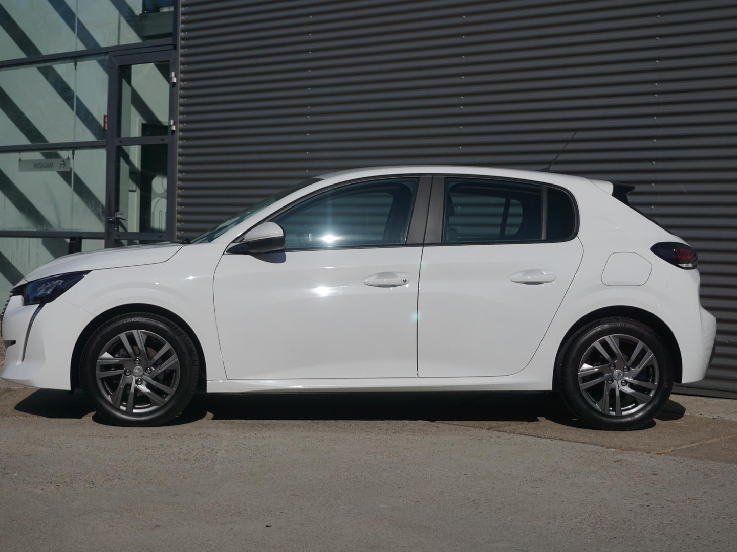 Peugeot Peugeot