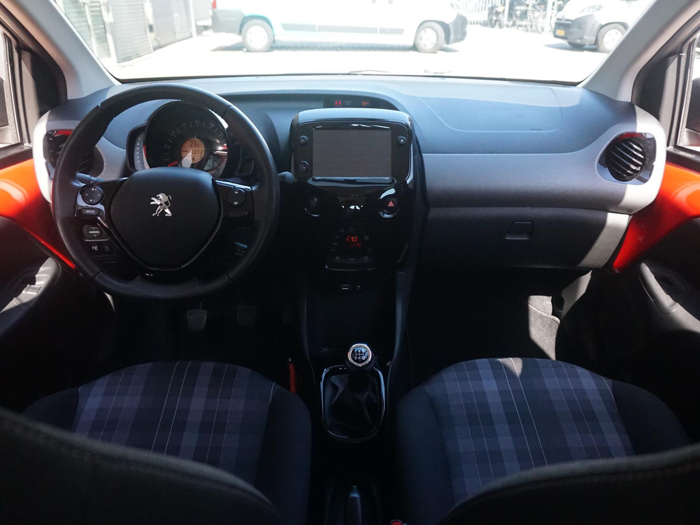 Peugeot Peugeot