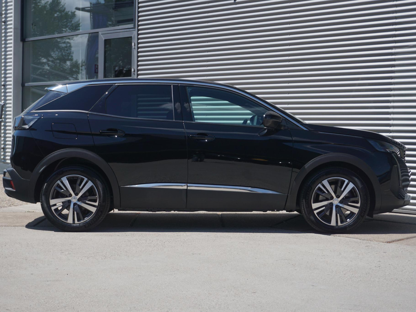 Peugeot Peugeot
