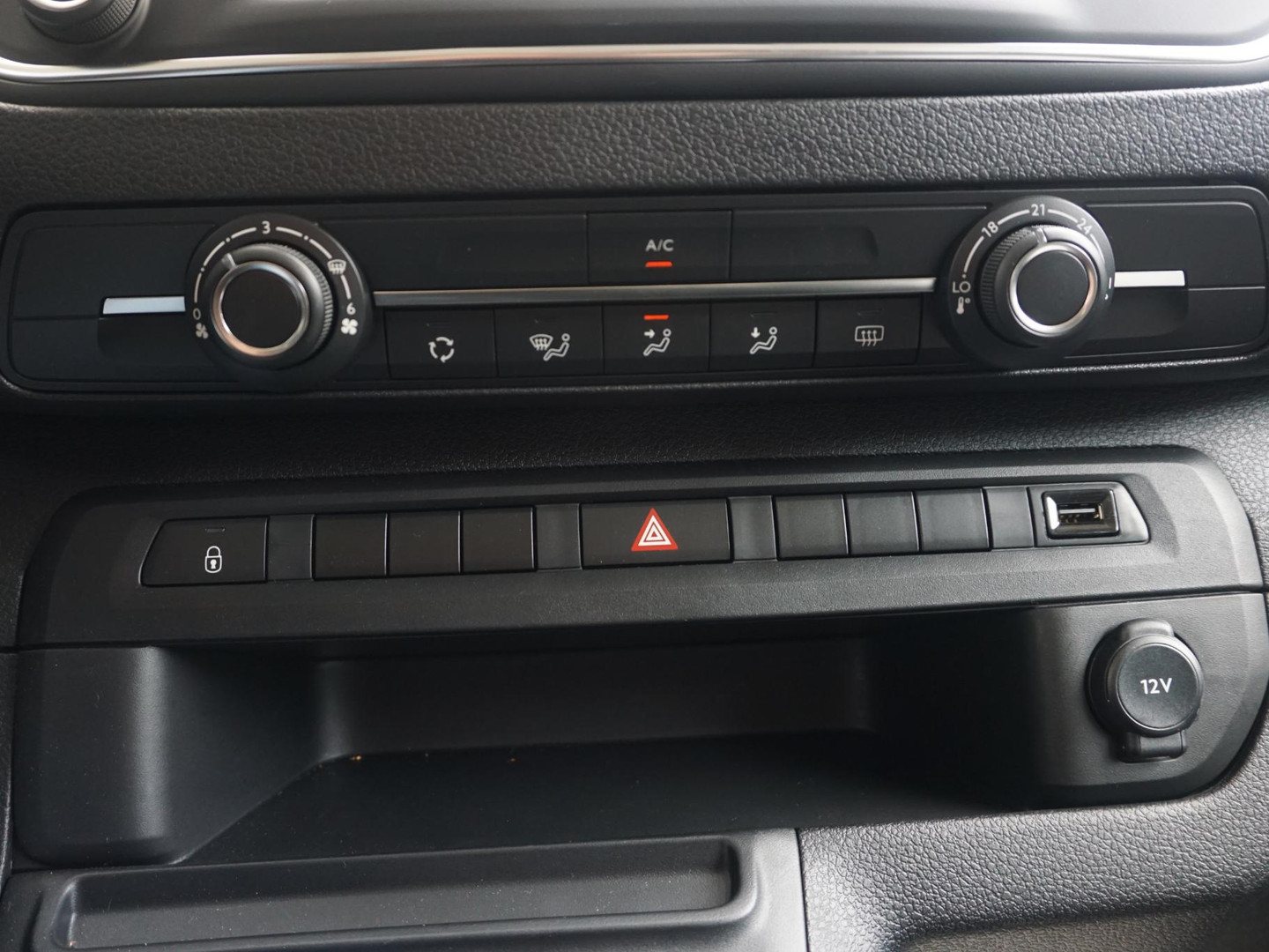 Peugeot Peugeot