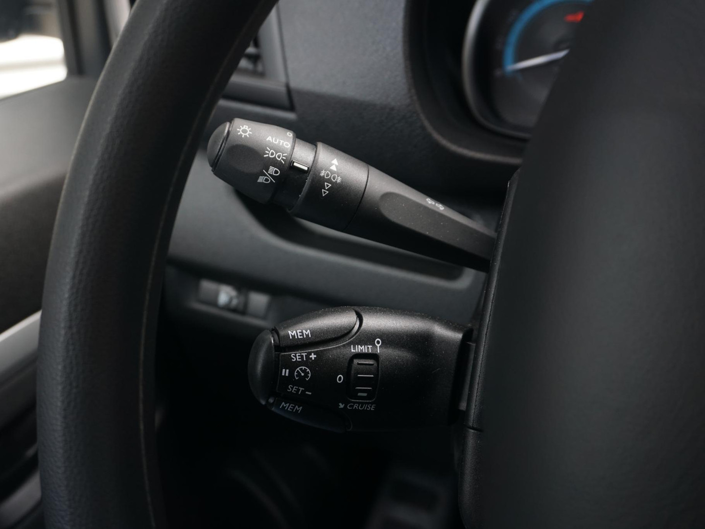 Peugeot Peugeot