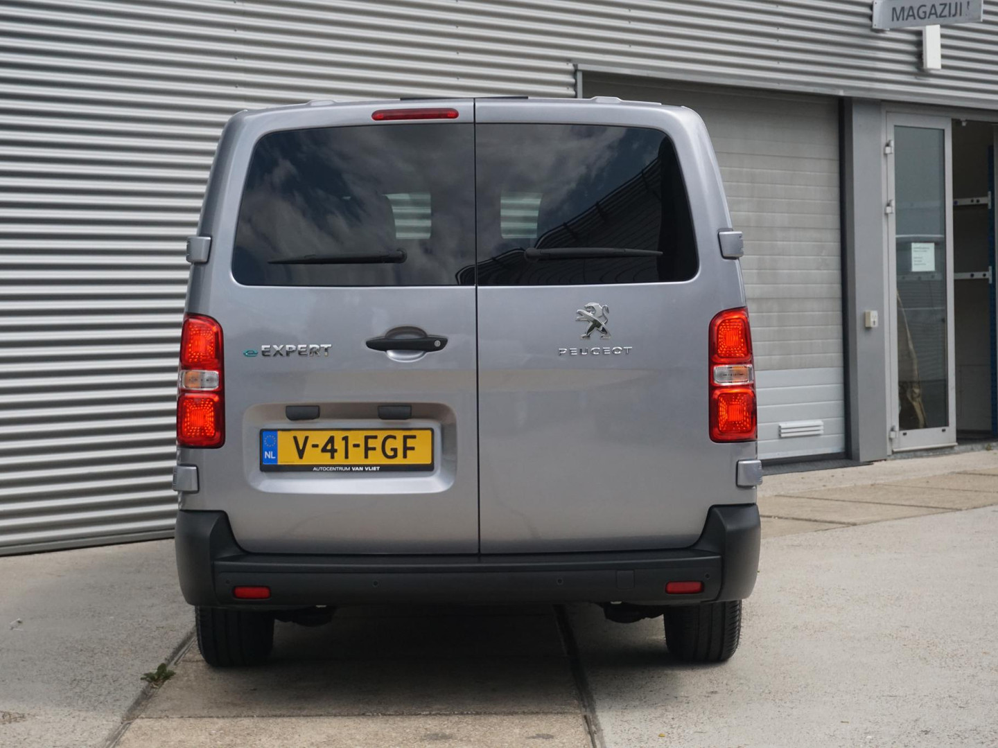 Peugeot Peugeot