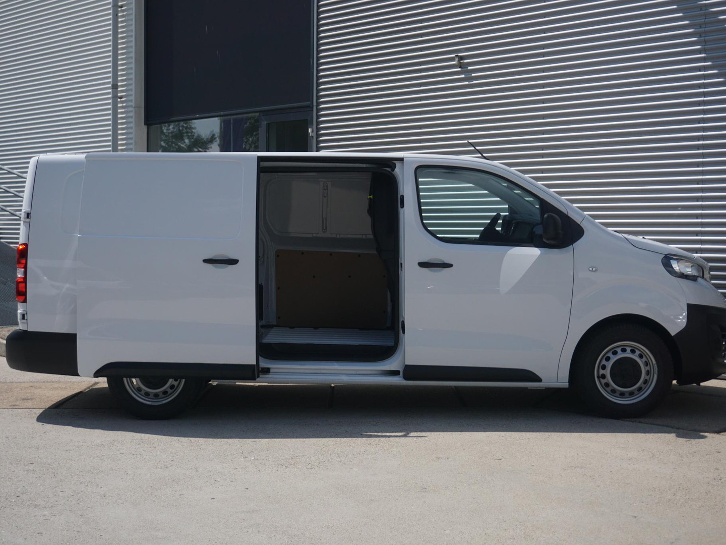 Peugeot Peugeot