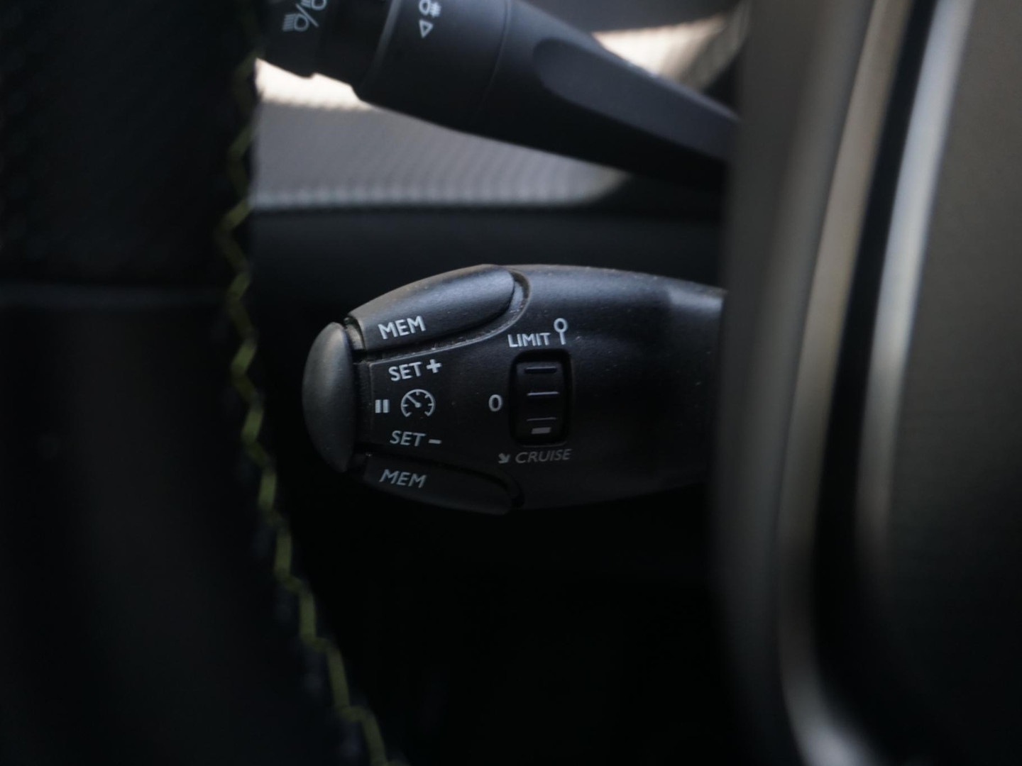 Peugeot Peugeot