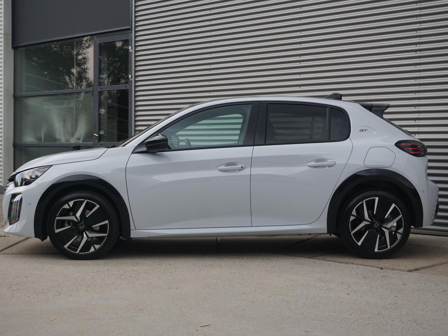 Peugeot Peugeot