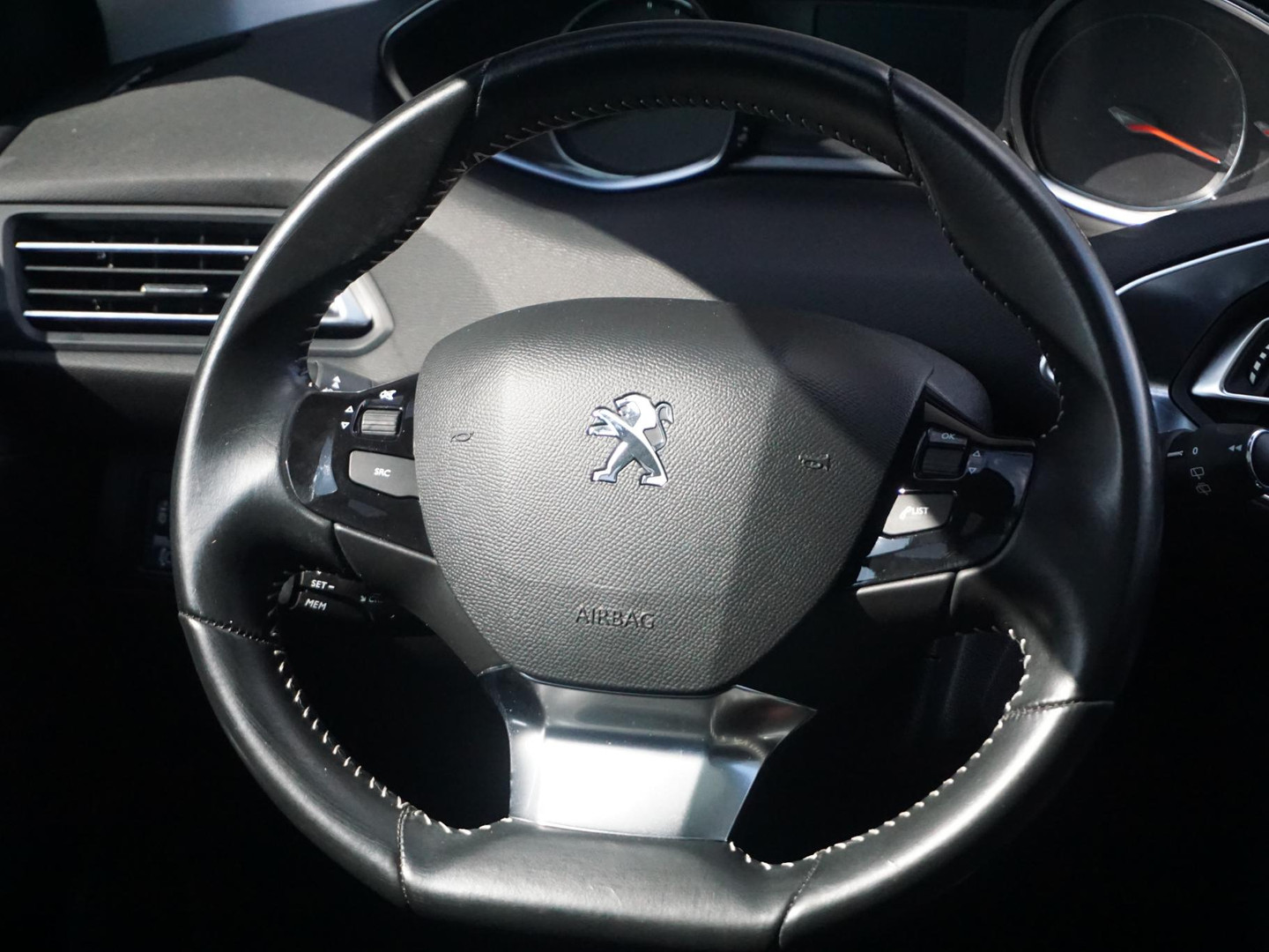 Peugeot Peugeot