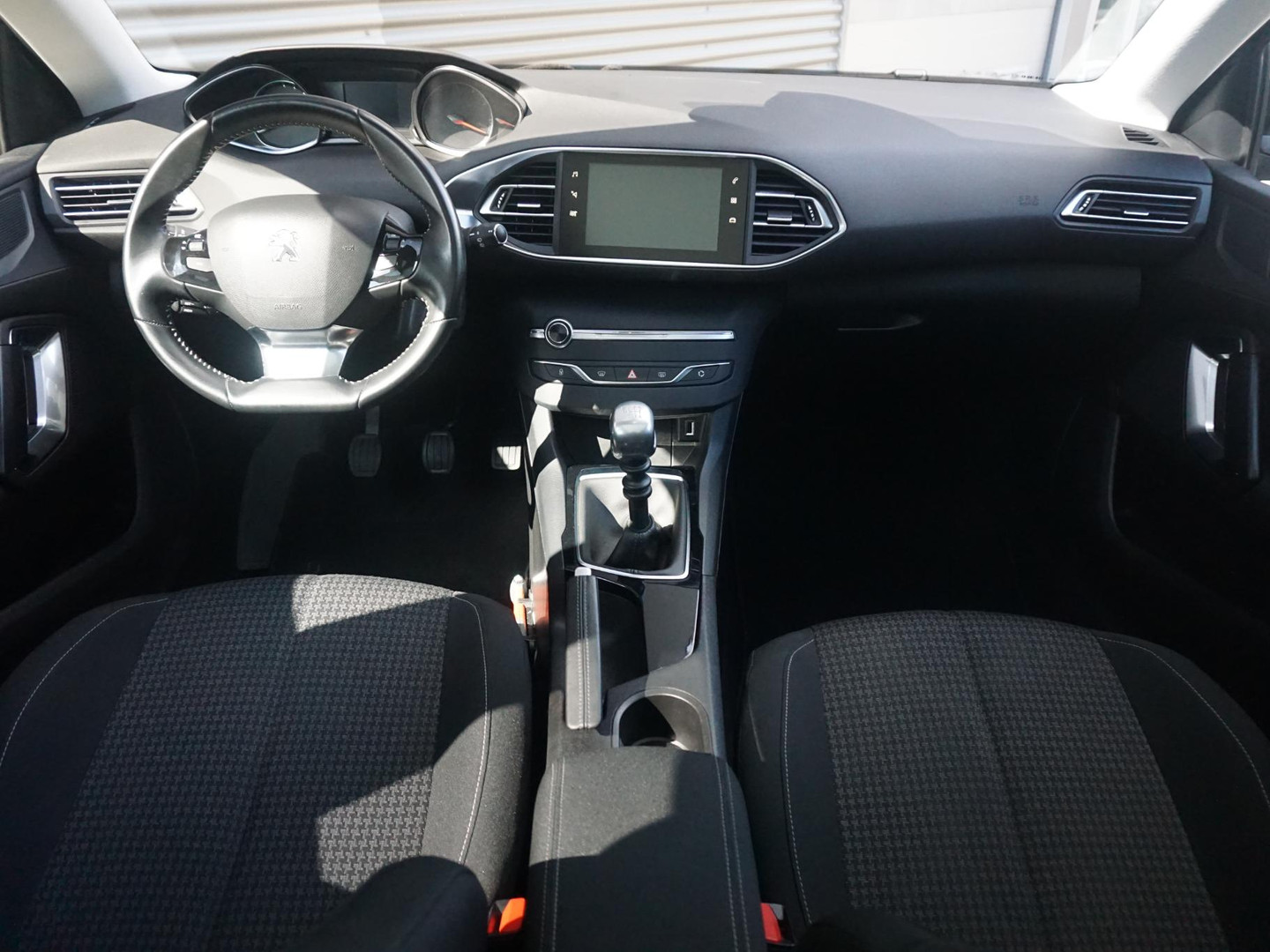 Peugeot Peugeot