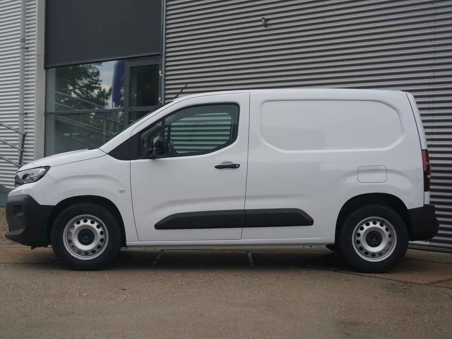 Peugeot Peugeot