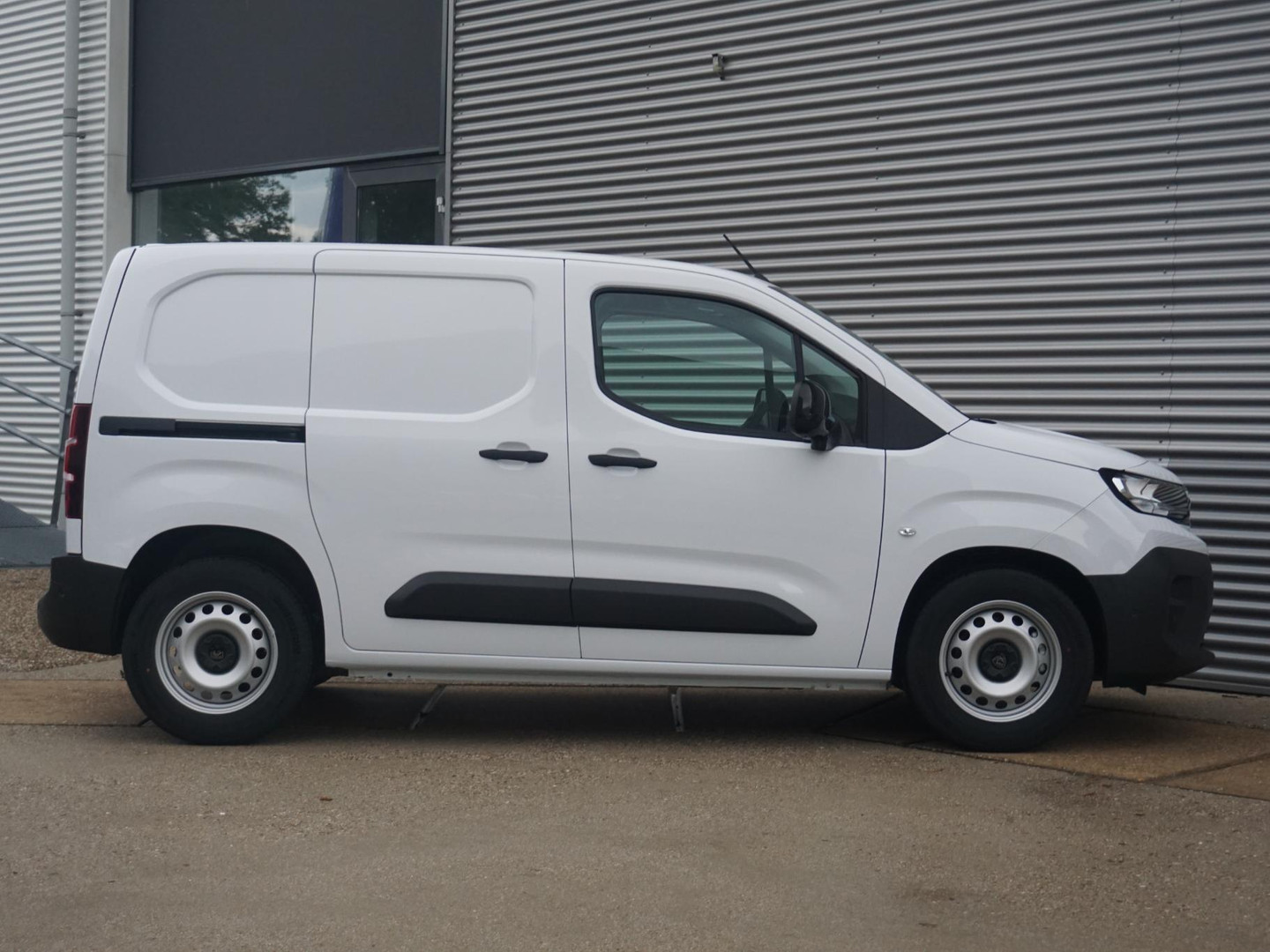 Peugeot Peugeot