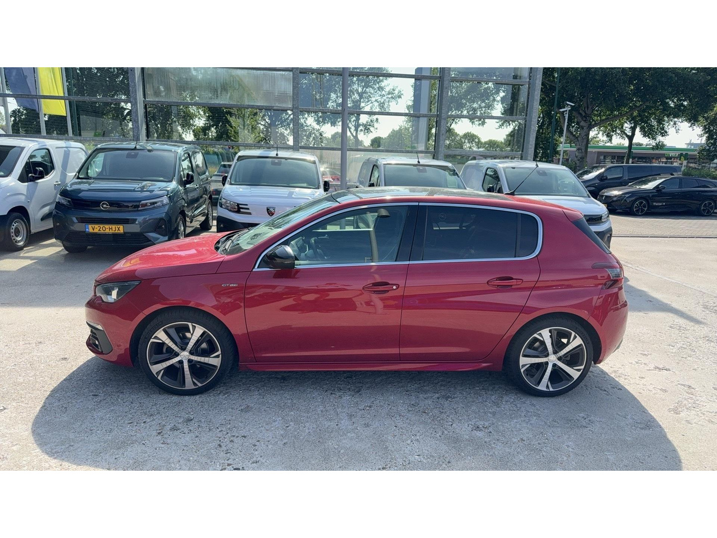 Peugeot Peugeot