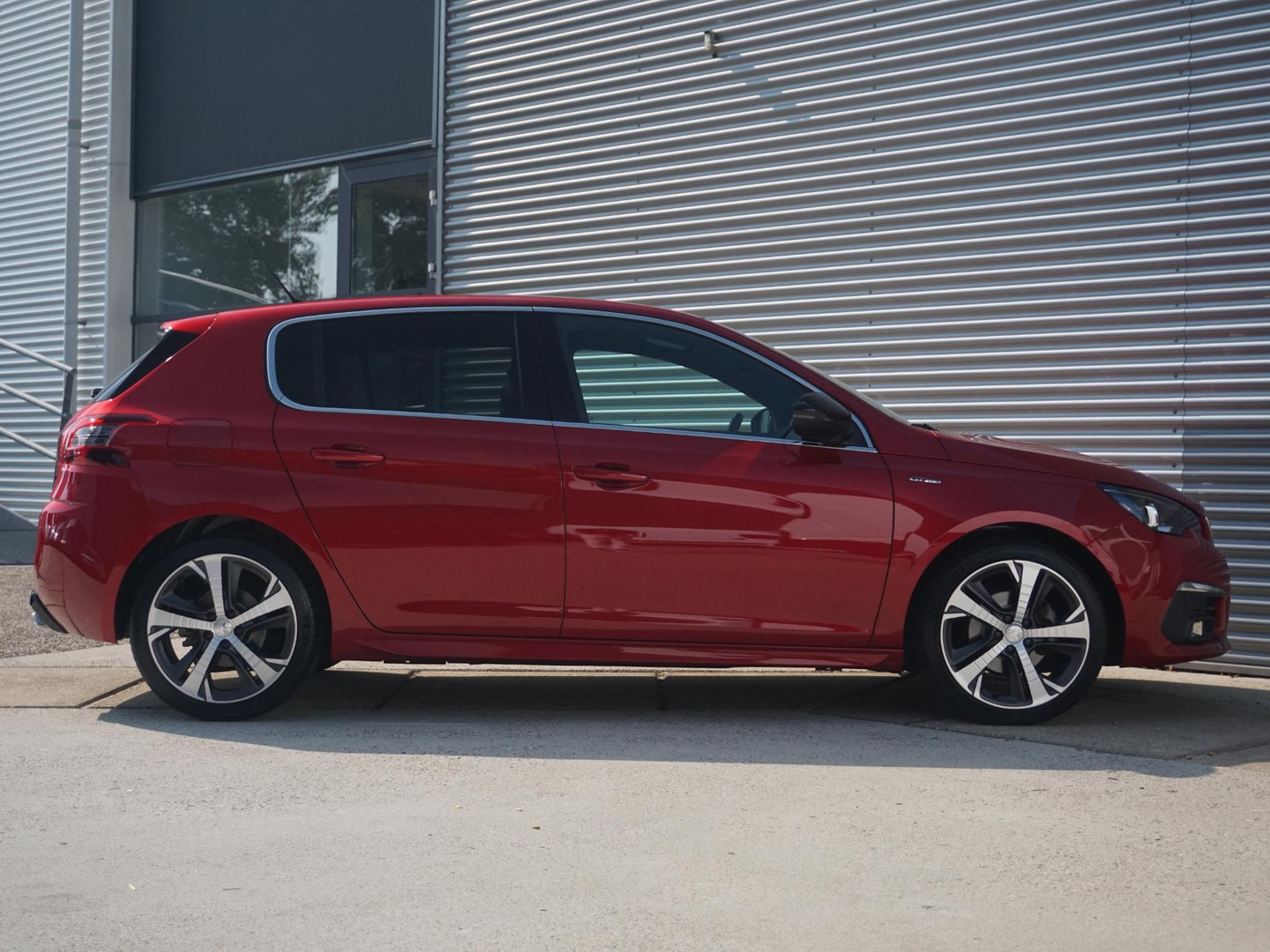 Peugeot