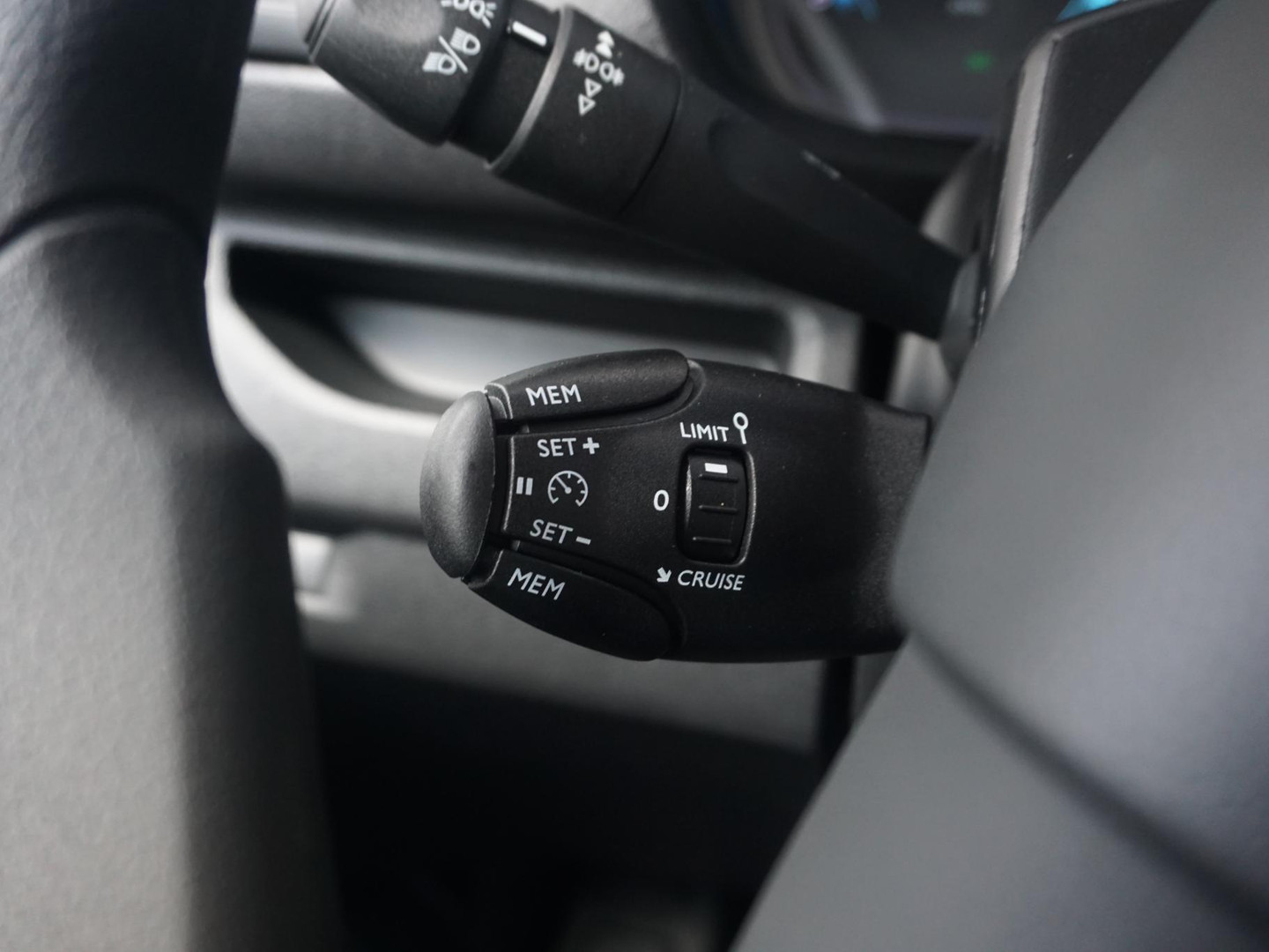 Peugeot Peugeot