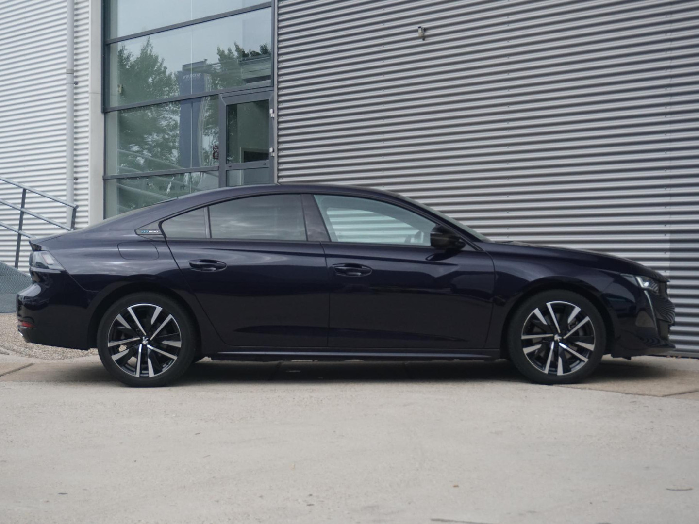 Peugeot Peugeot