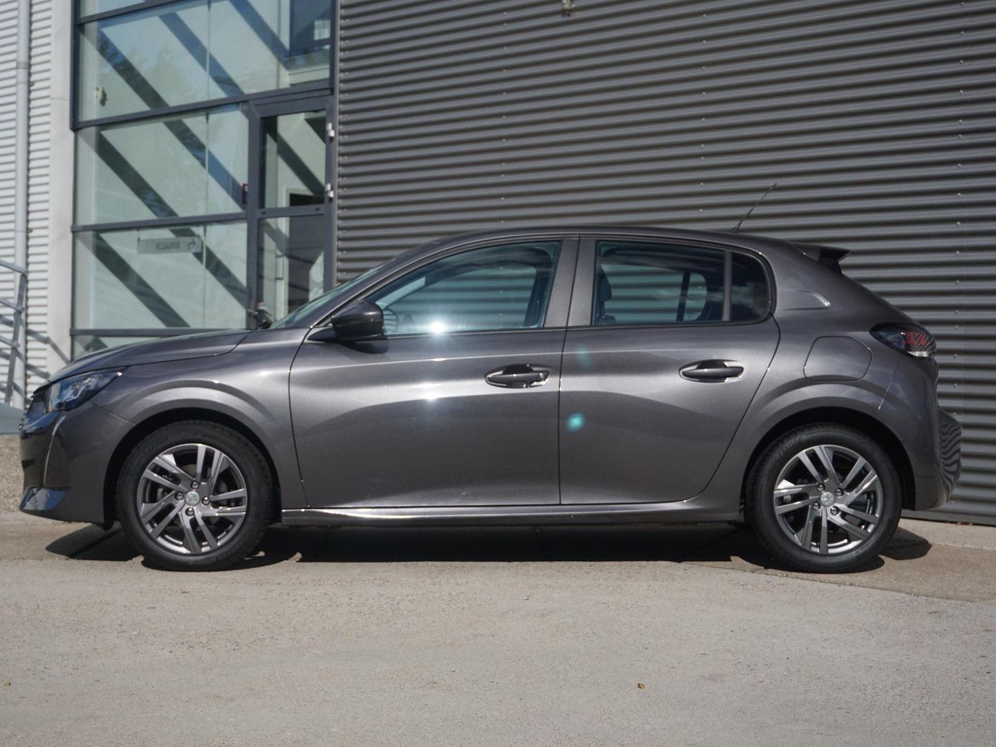 Peugeot Peugeot
