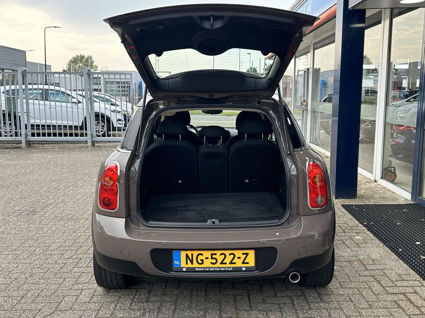 MINI