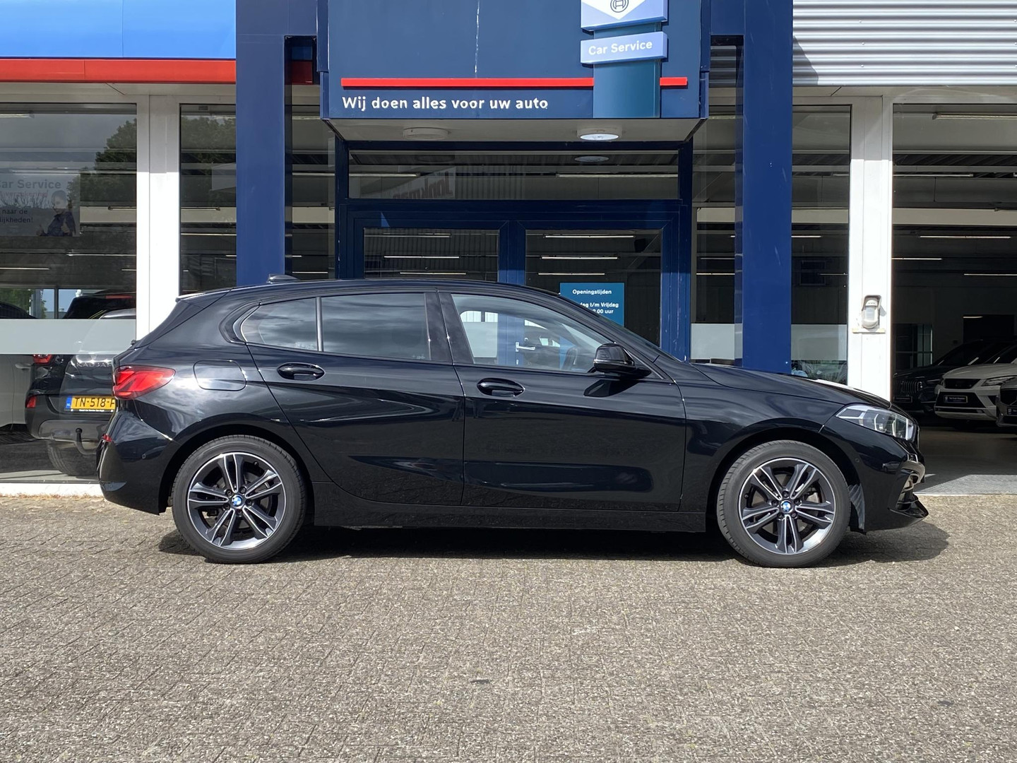 BMW