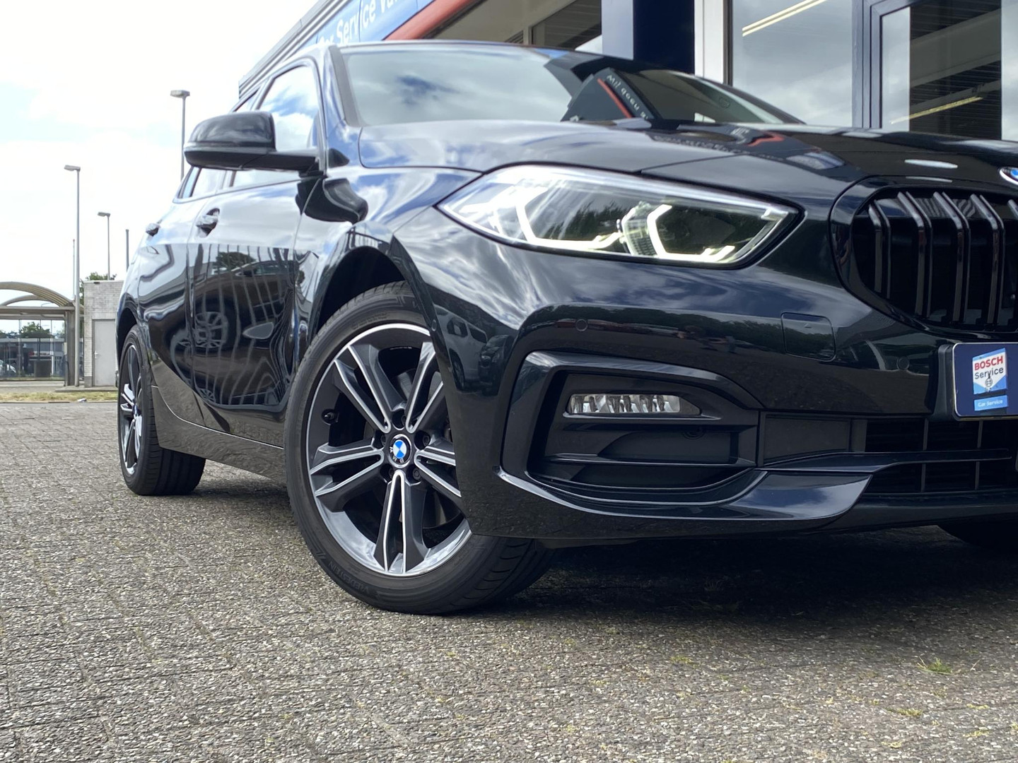 BMW