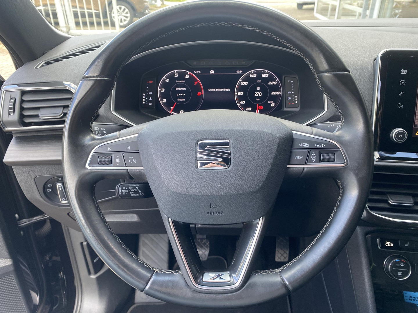SEAT SEAT