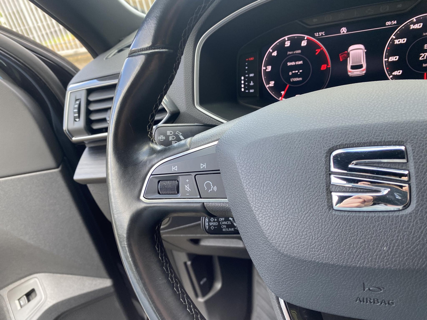 SEAT SEAT