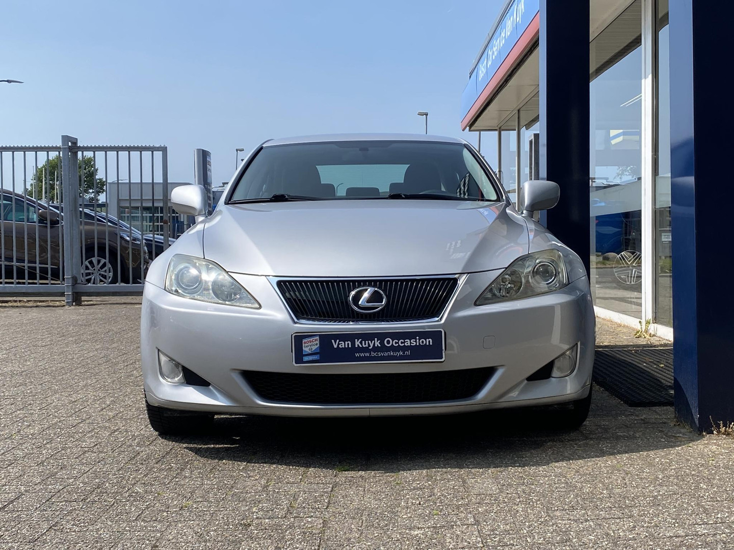 Lexus