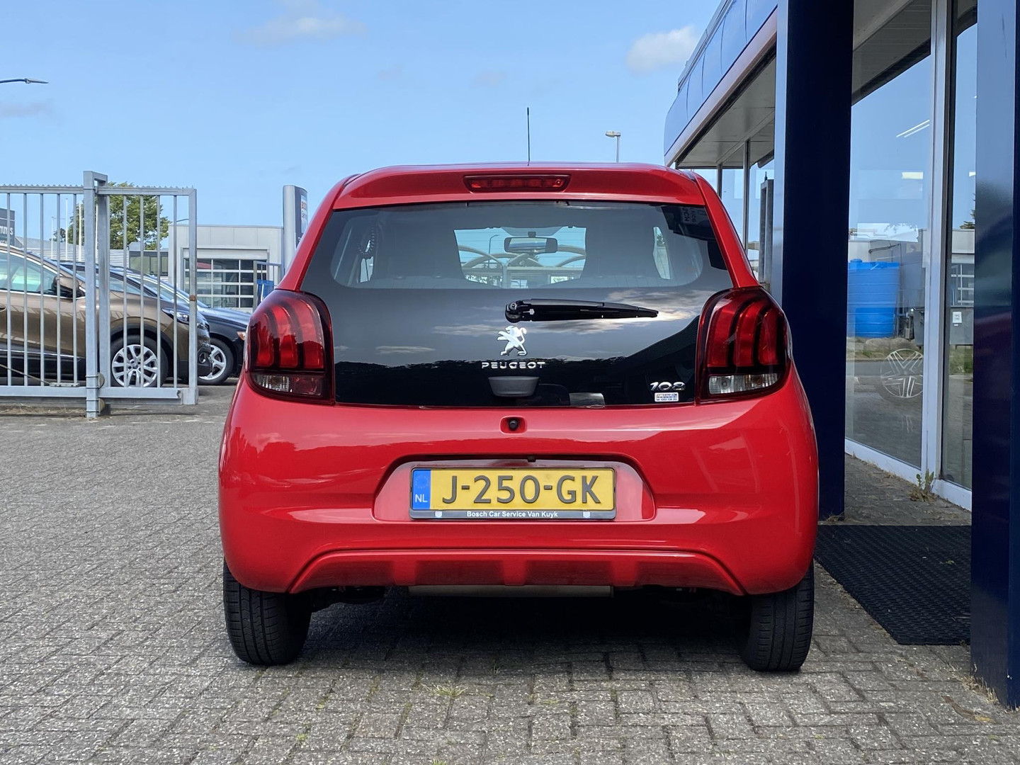 Peugeot Peugeot