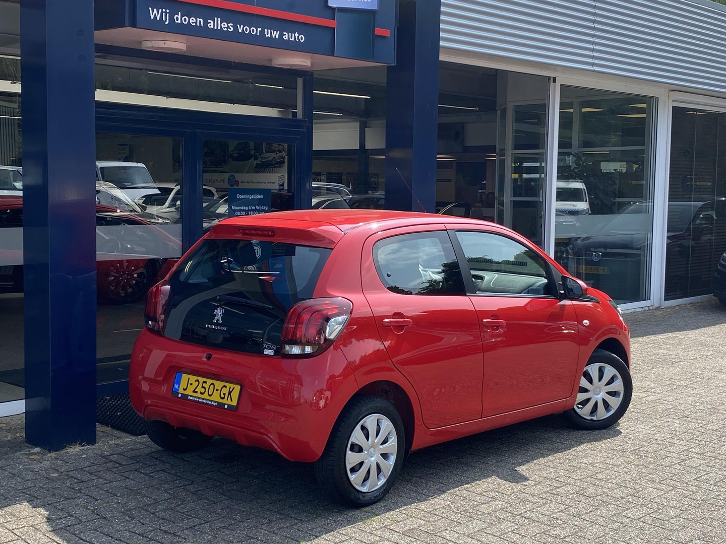 Peugeot Peugeot