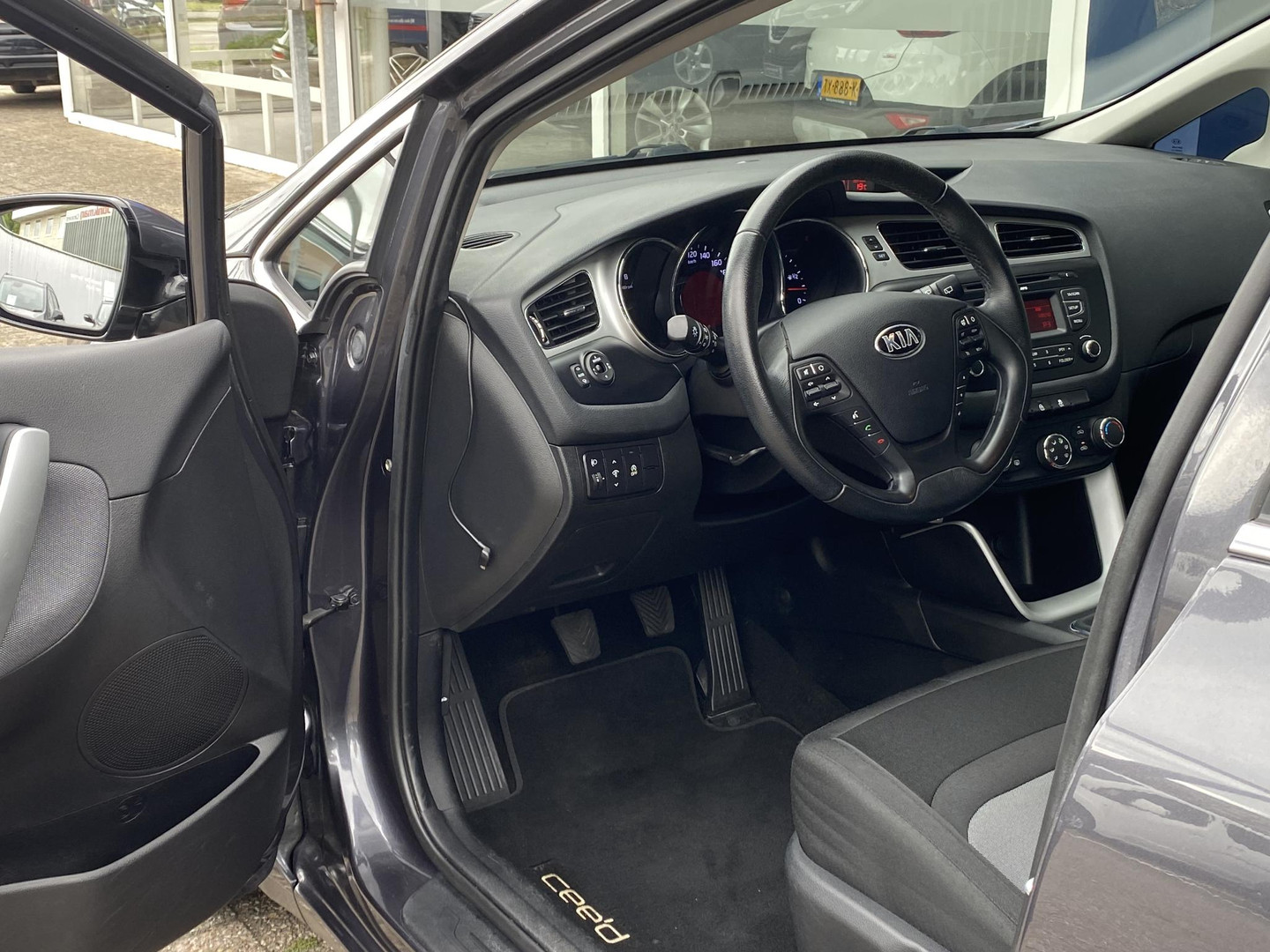 Kia Kia