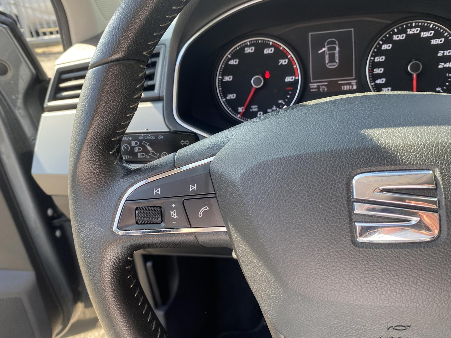 SEAT SEAT