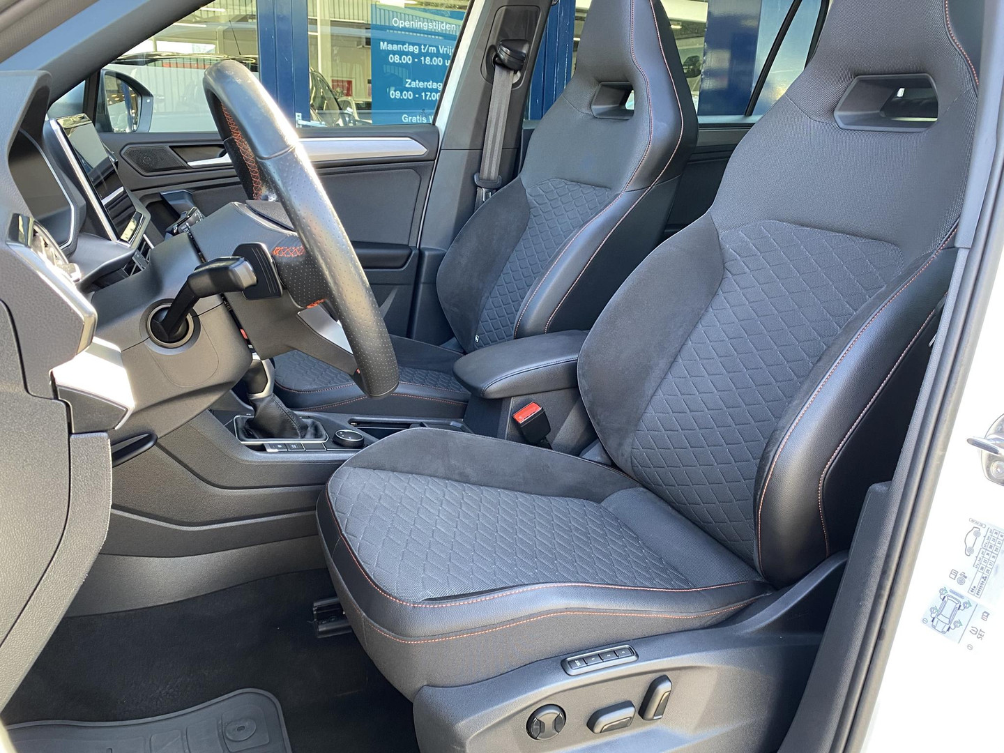 SEAT SEAT