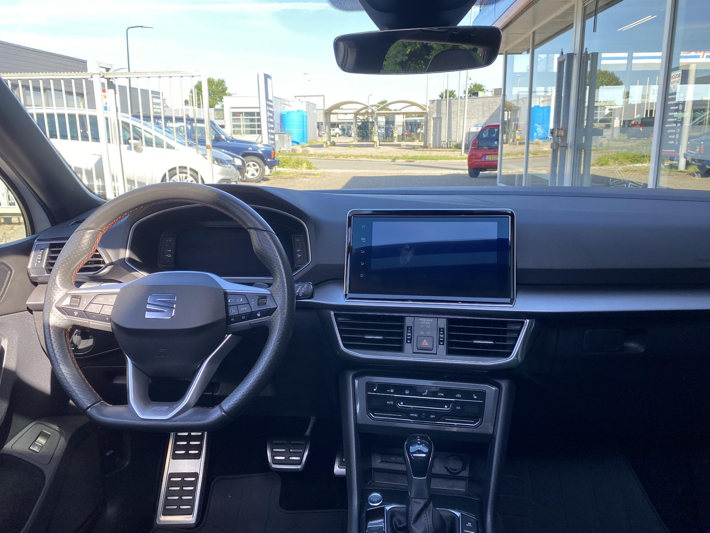 SEAT SEAT