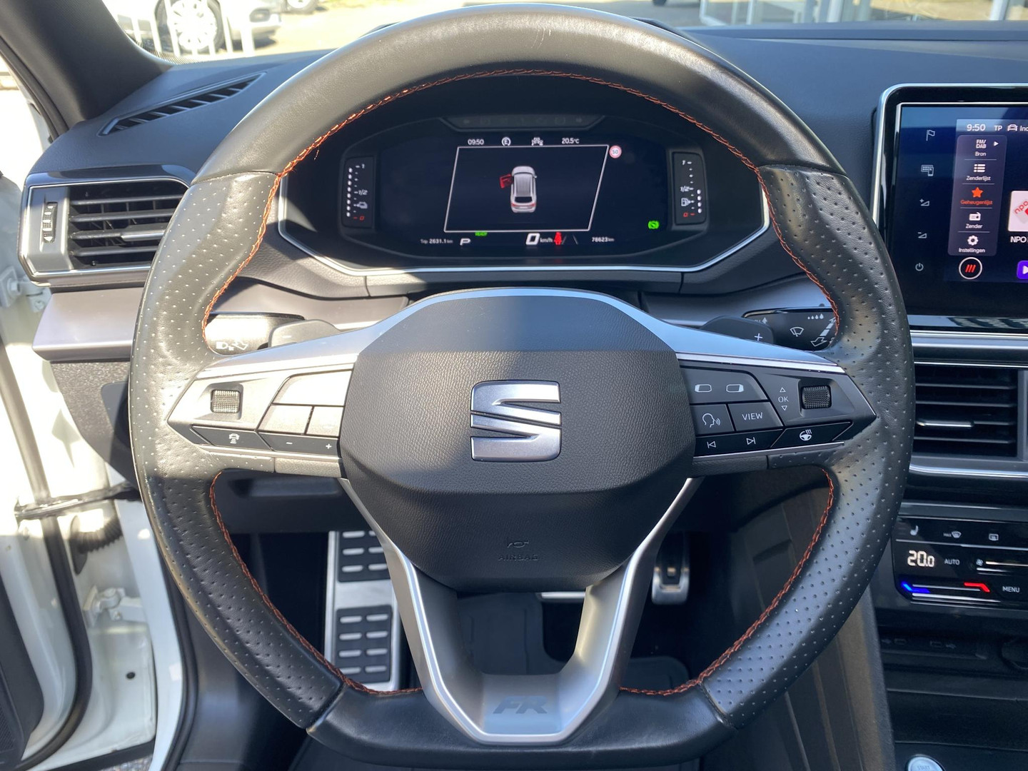 SEAT SEAT